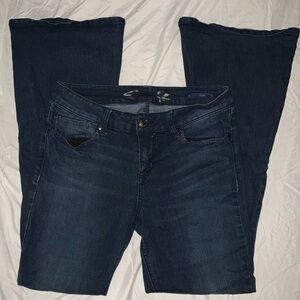 NEVER WORN Stretchy flare jeans by Seven